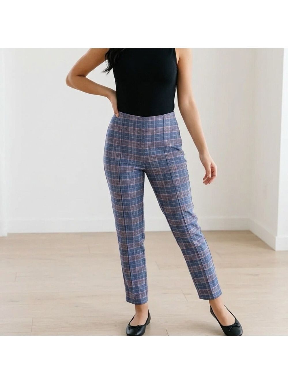 Chic Women's Plaid Cropped Pants - Blue and Pink